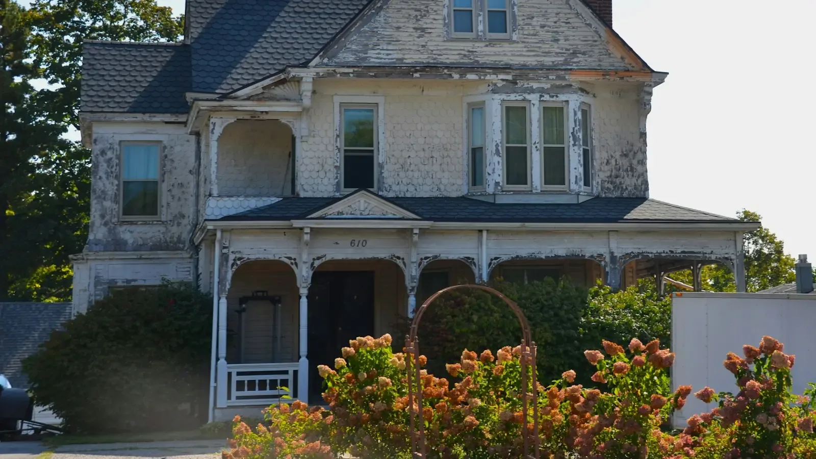 Elizabeth - Roof Leak Repair in Elizabeth